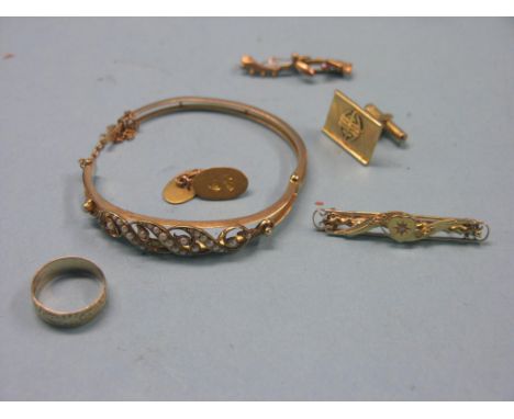 A Victorian 15ct. gold bar brooch, scroll design with inset diamond chip, 3.7 grams gross total, Victorian yellow metal and s