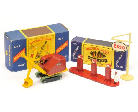 Matchbox A Pair - (1) No.1 accessory Pack "Esso" Petrol pumps and sign, (2) Major Pack No.4 Ruston Bucyrus Excavator - Reddis