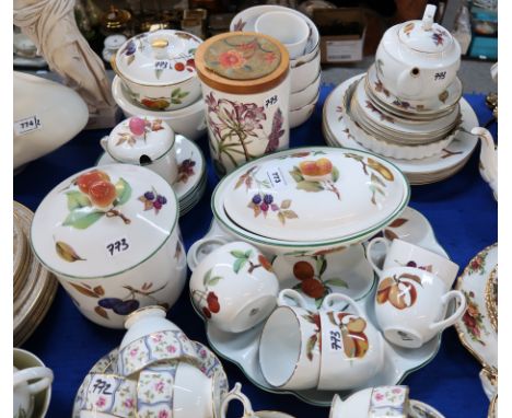 A Royal Worcester Evesham tablewares including tureens, plates, bowls, storage jars teapot etc Condition Report: Available up