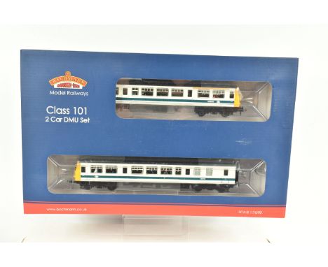 A OO GAUGE BACHMANN BRANCHLINE TWO CAR PACK, Class 101 DMU in BR Refurbished White and Blue with Passenger Figures, item no. 