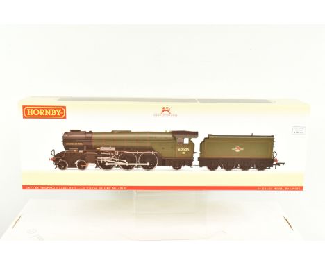 A BOXED OO GAUGE HORNBY MODEL RAILWAYS LOCOMOTIVE, Thompson Class A2  4-6-2 Late BR, no. 60505 'Thane of Fife' Era 5, item no