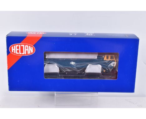 A BOXED OO GAUGE HELJAN MODEL RAILWAY LOCOMOTIVE, Class 35, no. D7070 'Hymek' in BR Blue with full yellow ends, item no. 3520