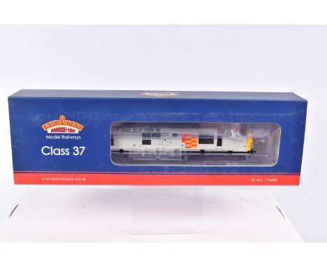 A BOXED OO GAUGE BACHMANN BRANCHLINE MODEL RAILWAYS LOCOMOTIVE, Class 37, no. 37104 in BR Railfreight General Grey, Regional 
