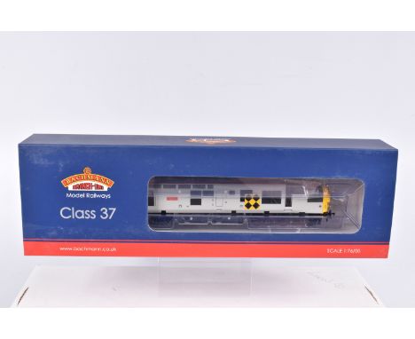 A BOXED OO GAUGE BACHMANN BRANCHLINE MODEL RAILWAYS LOCOMOTIVE, Class 37, no. 37049 'Imperial' in BR Triple Coal Sector with 