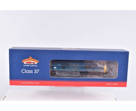 A BOXED OO GAUGE BACHMANN BRANCHLINE MODEL RAILWAYS DIESEL LOCOMOTIVE, Class 37, no. 37034 in BR Blue with Split Head Code, W