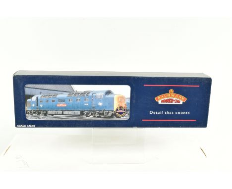 A BOXED OO GAUGE BACHMANN BRANCHLINE MODEL RAILWAYS LOCOMOTIVE, Class 55 Deltic, no. 55012 'Crepello' in BR Blue, item no. 32
