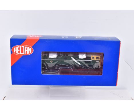 A  BOXED OO GAUGE HELJAN RAILWAY MODEL DIESEL LOCOMOTIVE, Class 33, no. D6570 in green with full yellow ends, item no. 34141,