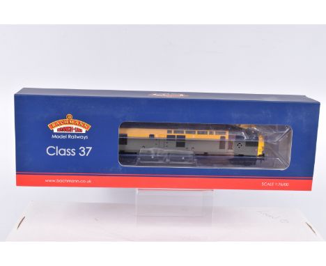 A BOXED OO GAUGE BACHMANN BRANCHLINE MODEL RAILWAYS LOCOMOTIVE, Class 37, no. 37046 in BR Grey and Yellow, item no. 32-792, a