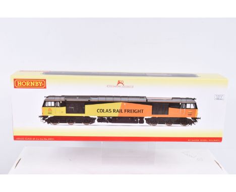 A BOXED OO GAUGE HORNBY MODEL RAILWAYS LOCOOMOTIVE, Class 60 Co-Co, no. 60021 in Colas Rail livery, item no. R3901, appears i