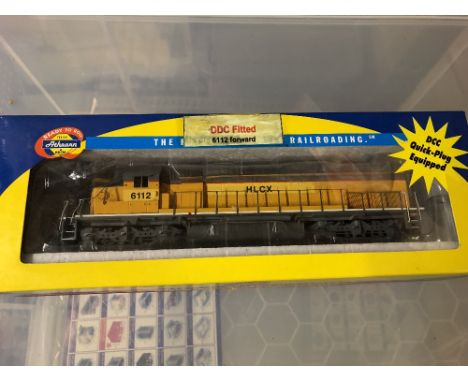 Athearn HO Scale HLCX Digital Loco