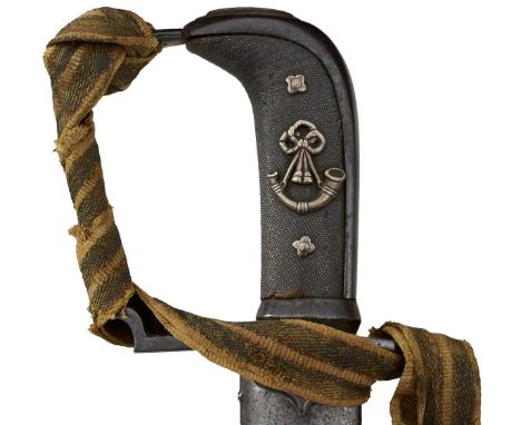 79.25cm curved clipped back blade etched in a panel with a crowned strung bugle horn surmounting a laurel wreath with 52 cent