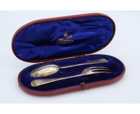 Cased fork and spoon set by Francis Higgins III, retailed by Mappin and Webb. total weight 81gm