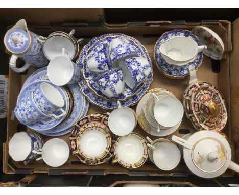 A quantity of Royal Crown Derby ceramics, including blue and white pattern tea wares, including plates, cups, saucers, side p