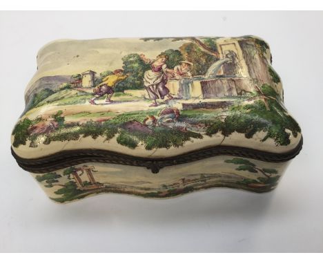 A Continental ceramic casket in early 19th Century style (af) 