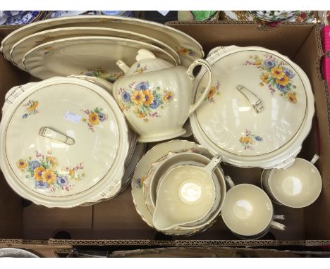 A Meakins Art Deco, 'Sunshine' pattern dinner and tea service (1 box)