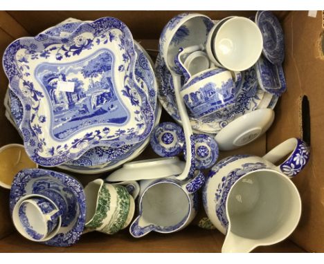 A quantity of blue and white ceramics, many of which are Spode 'Blue Room' (1 box) 