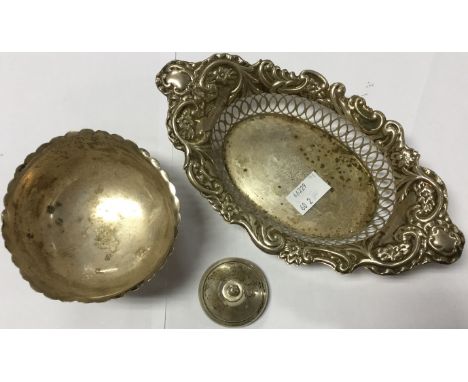 Circular silver bowl, Sheffield 1917 and a pierced silver lozenge shaped dish, Birmingham 1905 