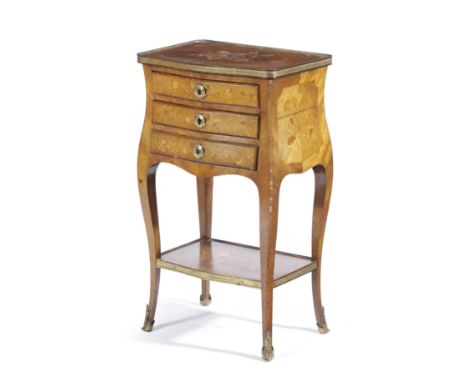 A FRENCH KINGWOOD AND MARQUETRY PETIT COMMODE IN LOUIS XV STYLE, LATE 19TH / EARLY 20TH CENTURY inlaid with flowers and leave
