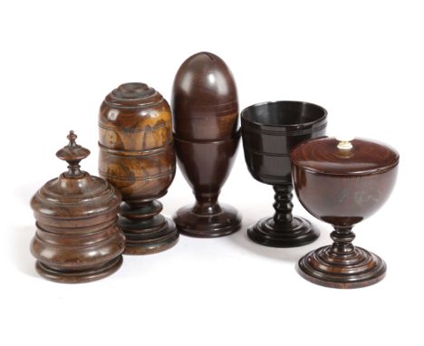 A SMALL COLLECTION OF TREEN LATE 18TH / 19TH CENTURY comprising; a coconut cup and cover with an ivory finial with a turned t