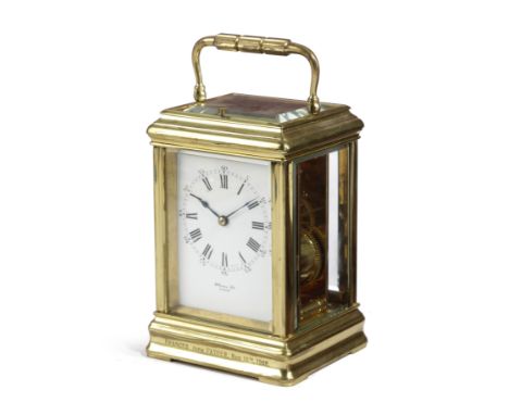 A FRENCH GILT BRASS CARRIAGE CLOCK BY RICHARD ET CIE, LATE 19TH CENTURY the brass eight day movement with repeater mechanism 