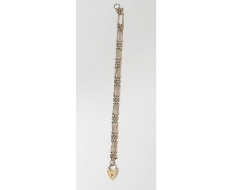 9ct gold three-bar gate bracelet with padlock clasp, 6.6g approx&nbsp;