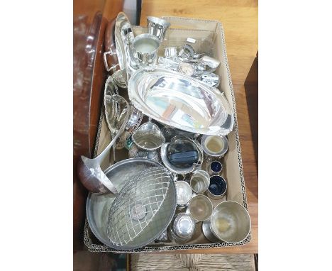 Quantity of assorted silver plate including dishes, napkin rings, goblets, rose bowl, jug, ladle, table lighter etc. ( 1 box)