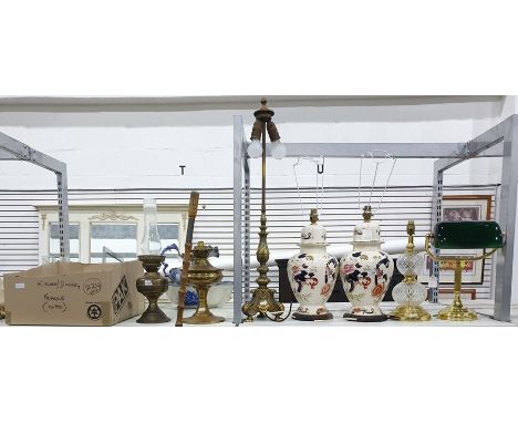 Seven various table lamps to include two in the Chinese ginger jar style and two brass oil lamps and box of lamp glasses 