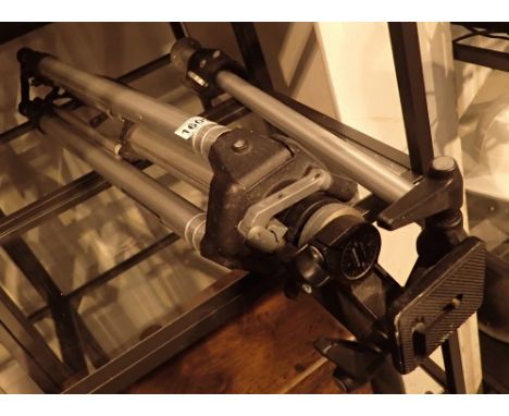 Manffrotto professional tripod model art 075 