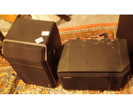Pair of BOSE 301 series M direct/reflecting speakers serial no 011707321900480AC