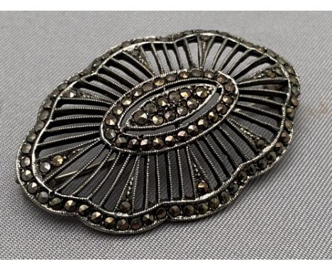 A vintage silver marcasite brooch