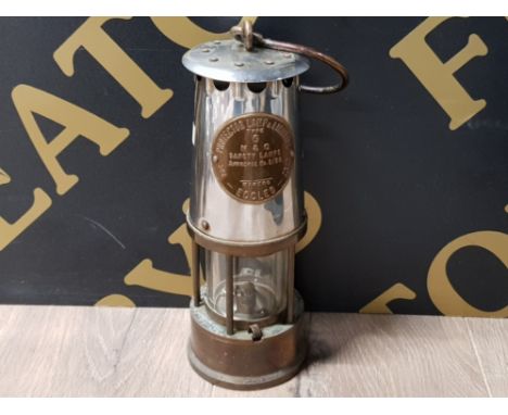 VINTAGE MINERS LAMP, MAKERS ECCLES