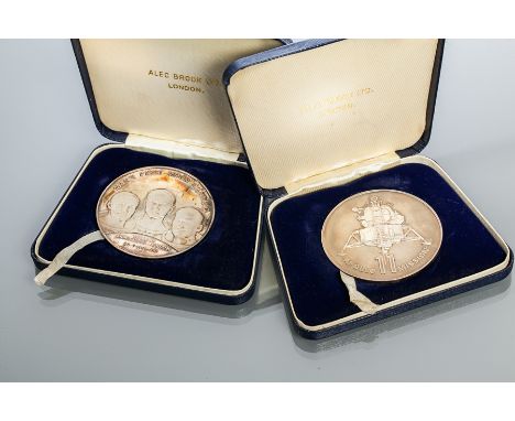 TWO MAN'S FIRST MOON LANDING APOLLO 11 MISSION 20.7.69AD SILVER COMMEMORATIVE MEDALS
782/2500 and 784/2500, Birmighman marks,