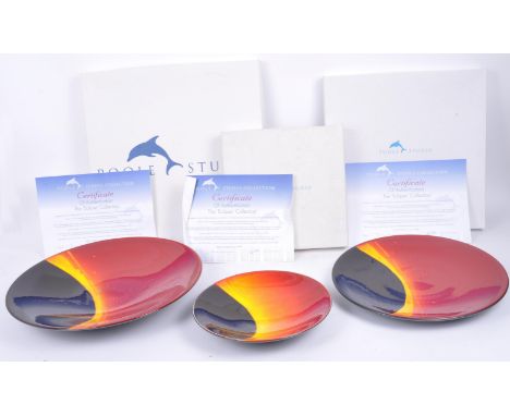 Poole Pottery - Eclipse Collection - A set of three graduating boxed retro vintage mid 20th century Poole Pottery plates in t