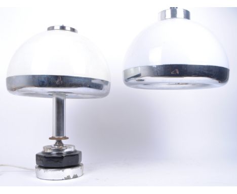 A retro 20th century 1970s&nbsp;Harvey Guzzini manner table lamp light and matching rise and fall ceiling lamp light. Each wi