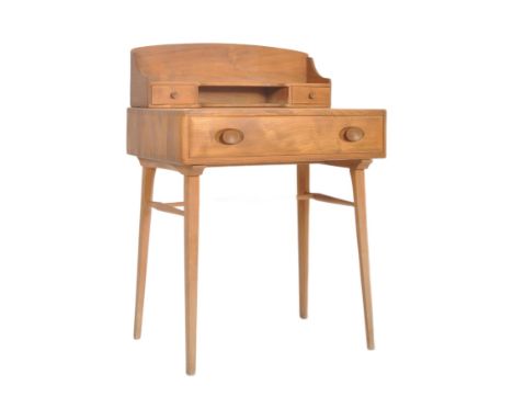 
Lucian Ercolani - Ercol - Windsor - Model 479 - A retro vintage 1960s blonde beech and elm desk / hall table / side table. T