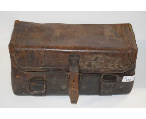 A small vintage leather case together with a further leather cased travelling mirror (2)