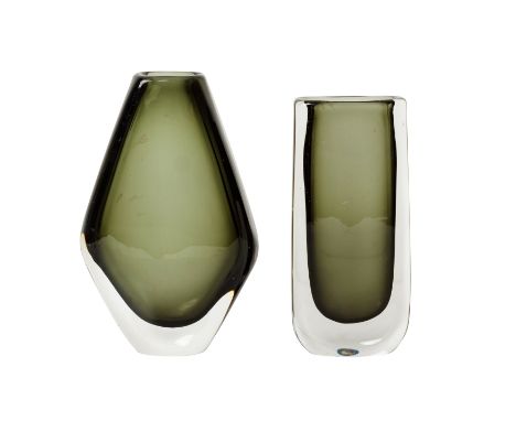 NILS LANDBERG (SWEDISH 1907-1991) FOR ORREFORS: Two Sommerso clear and smoked glass vases, circa 1960s, unsigned.Height 19.5c