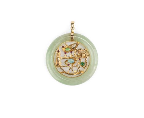 Collier-Anhänger585 Gelbgold, punziert, Jadering mittig mit stilisierter chinesischer Landschaft, mit 6 Rubinen, Opal und woh