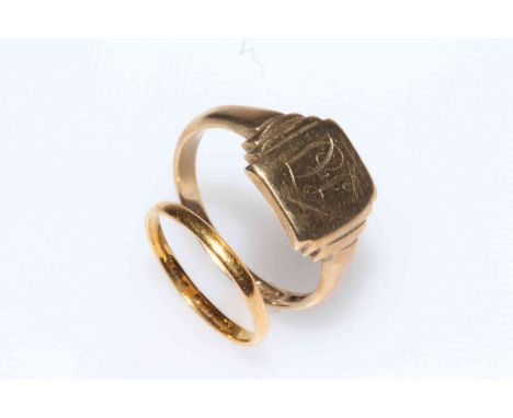 22 carat gold wedding ring, and 9 carat gold signet ring (2).