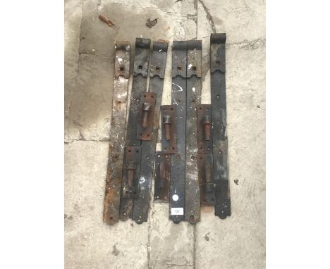 SIX LARGE GATE HINGES WITH POSTS 