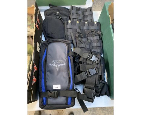 A COLLECTION OF MODERN ARMY WEAR TO INCLUDE BAGS, STRAPS ETC 