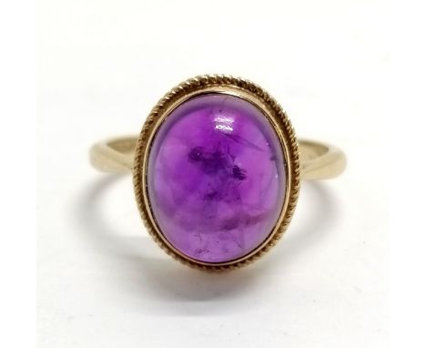 9ct hallmarked gold cabochon amethyst stone set ring - size N &amp; 3g total weight - SOLD ON BEHALF OF THE NEW BREAST CANCER