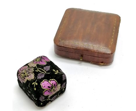 Unusual antique Bravingtons of Kings Cross ring box profusely decorated with flowers t/w H Samuel antique jewellery box (7.5c