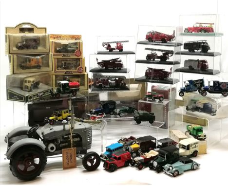 Lesser &amp; Pavey tractor t/w qty of mostly boxed cars / fire engines etc inc Atlas, Models of Yesteryear, Corgi, Lledo 