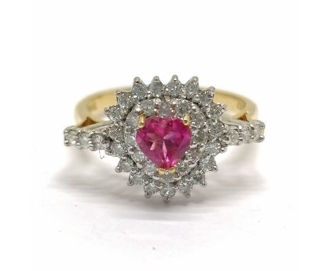 18ct hallmarked gold heart shaped pink tourmaline &amp; diamond cluster ring - size N &amp; 4.3g total weight 