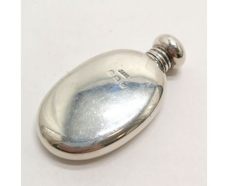 Silver hallmarked scent flask by Arthur &amp; John Zimmerman Ltd - 5.5cm long &amp; 17.6g &amp; in good used condition 