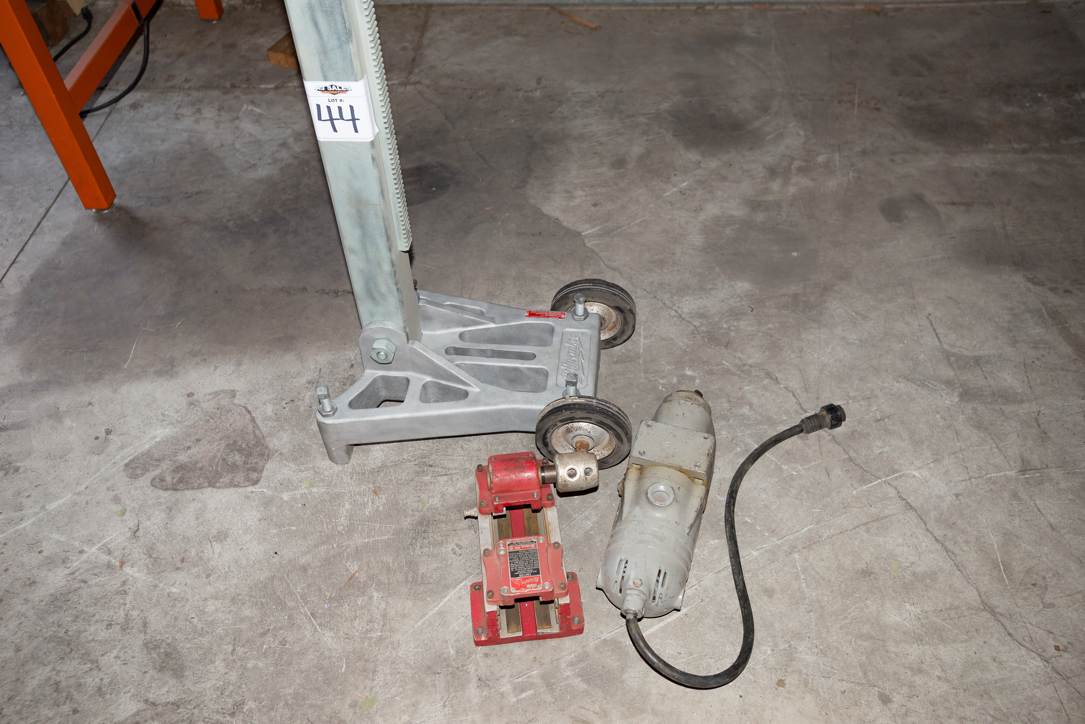 Milwaukee Core Drill Stand with Mounting Bracket & Drill Head