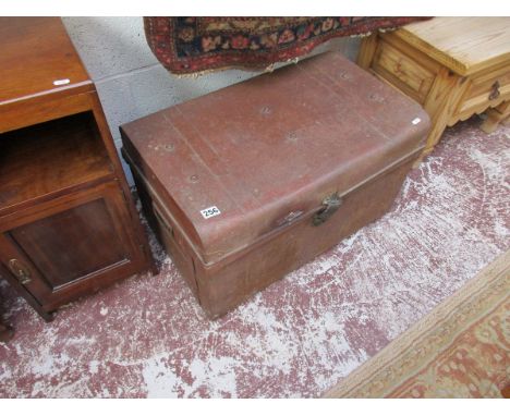 Tin trunk