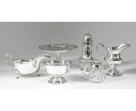 An Edward VII silver circular sugar basin with gadroon mounts on pedestal footrim, 4ins diameter x 2.75ins high, a matching m