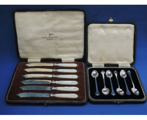 A cased set of six silver teaspoons of plain rat tail form having trefid knops, Sheffield 1942,  Thomas Bradbury & Sons Ltd, 